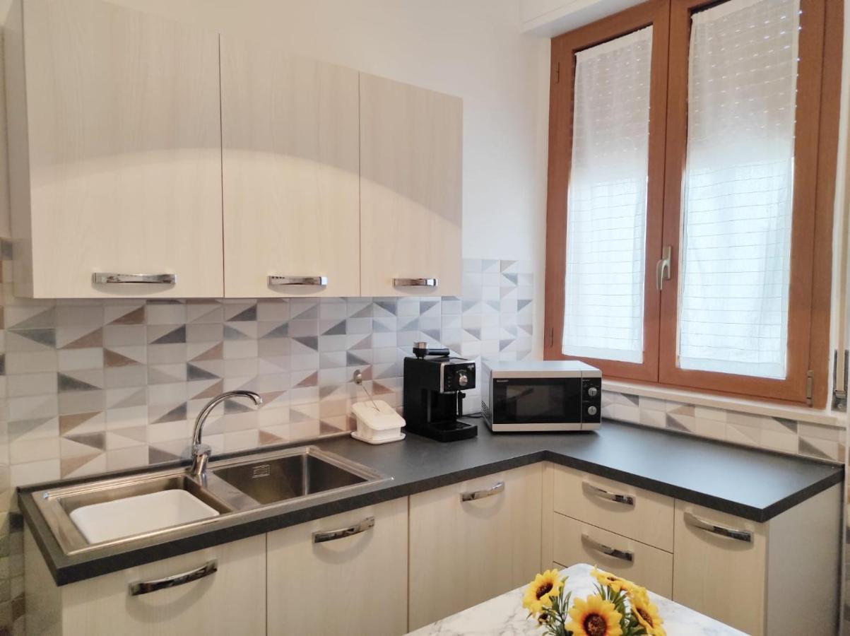 레체 La Colonna Holiday House 아파트 외부 사진