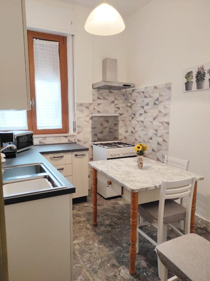 레체 La Colonna Holiday House 아파트 외부 사진
