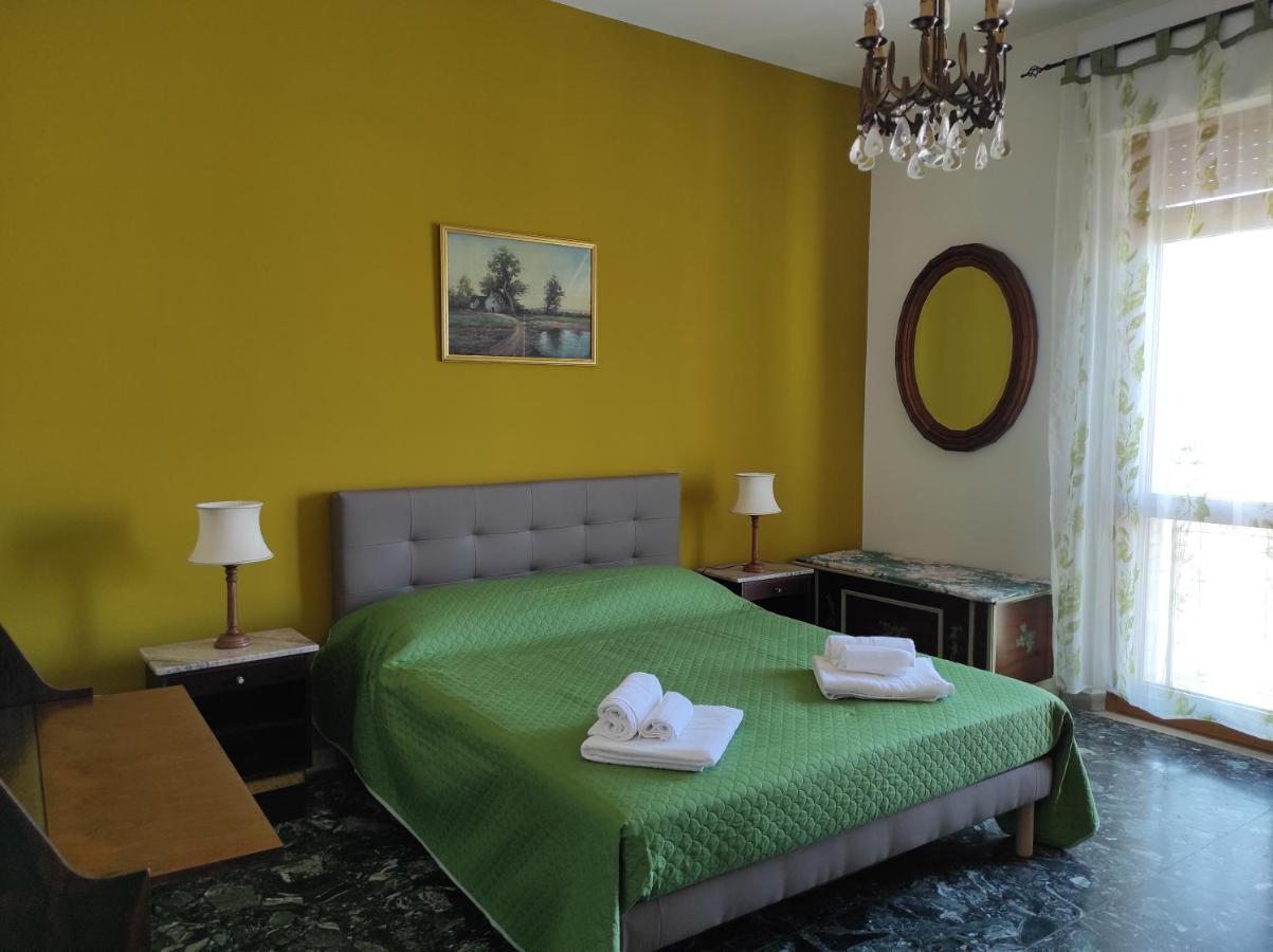 레체 La Colonna Holiday House 아파트 외부 사진