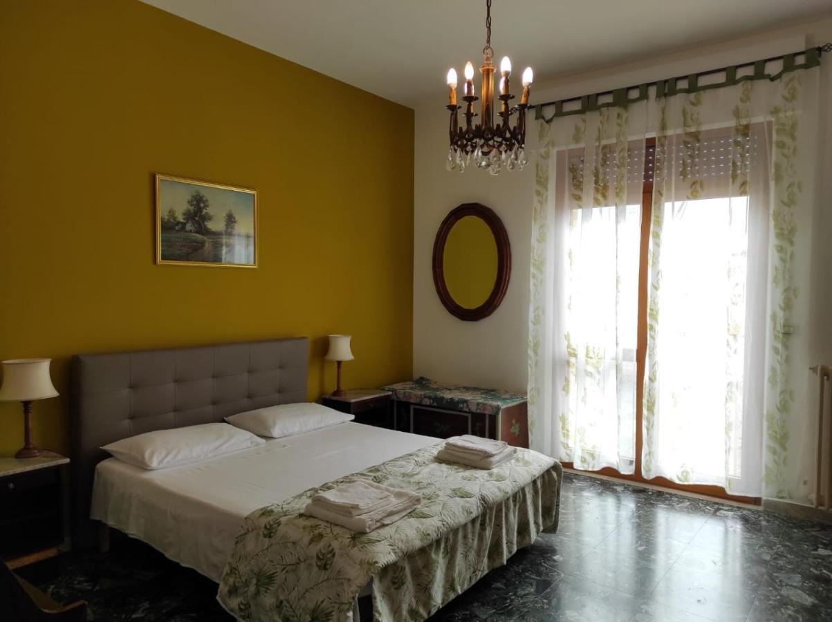 레체 La Colonna Holiday House 아파트 외부 사진